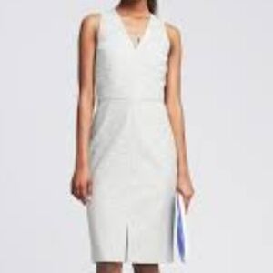 Banana Republic Textured V Neck Sheath Dress Womens 12 Gray Woven